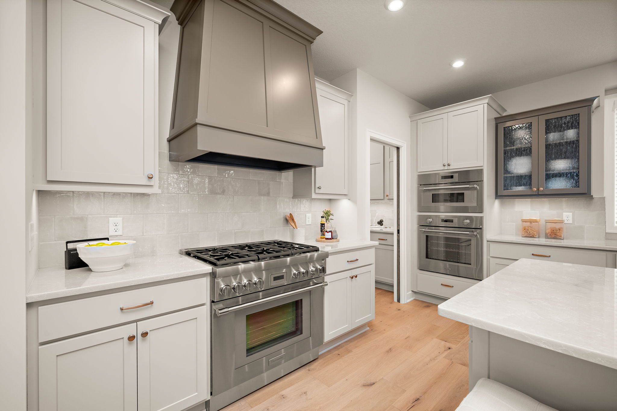 9-web-or-mls-116-spring-farm-rd