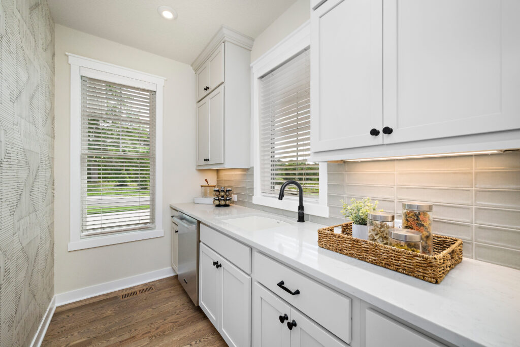 pinewood villa home twin cities