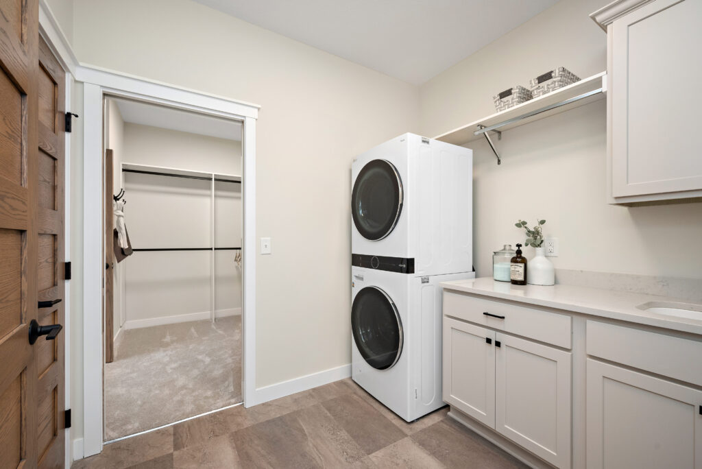 pinewood villa home twin cities